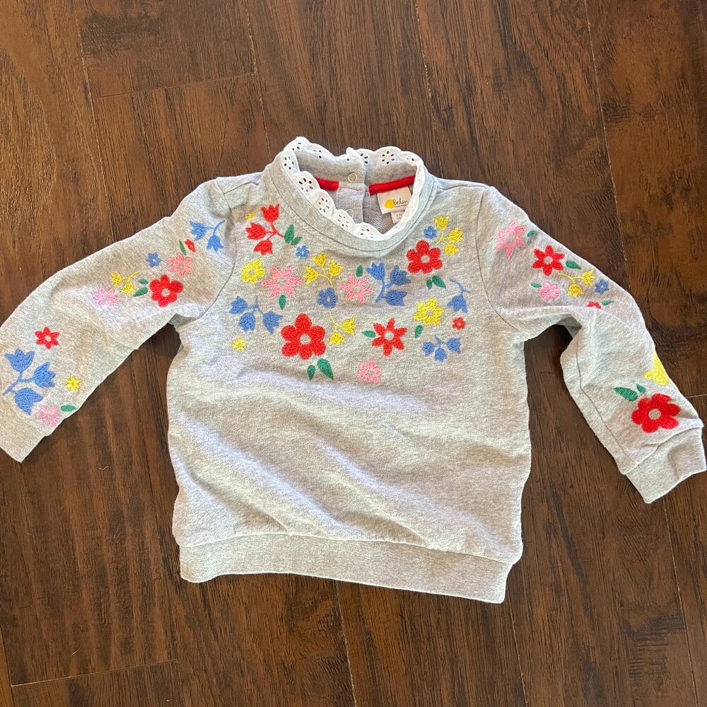 Mini Boden Girls  Embroidered Sweatshirt